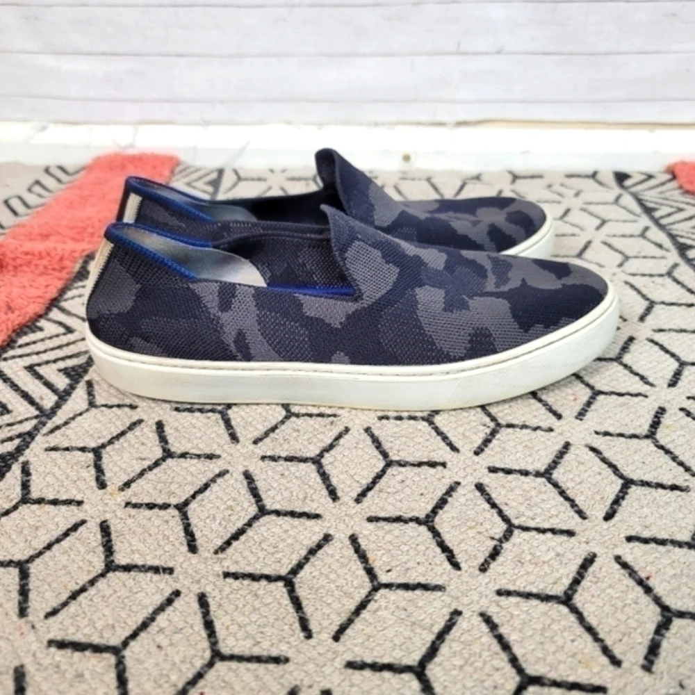 Rothys gently pre